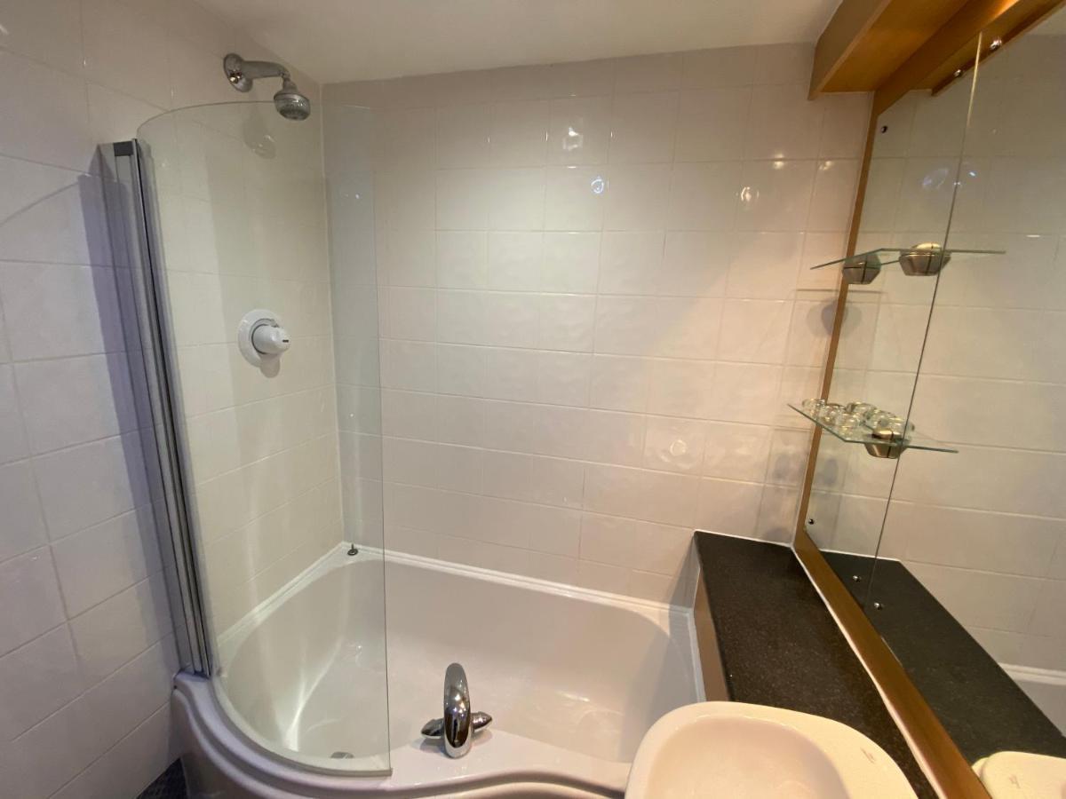 Large 5-Bed City Centre Townhouse With Secure Parking Manchester Exteriér fotografie