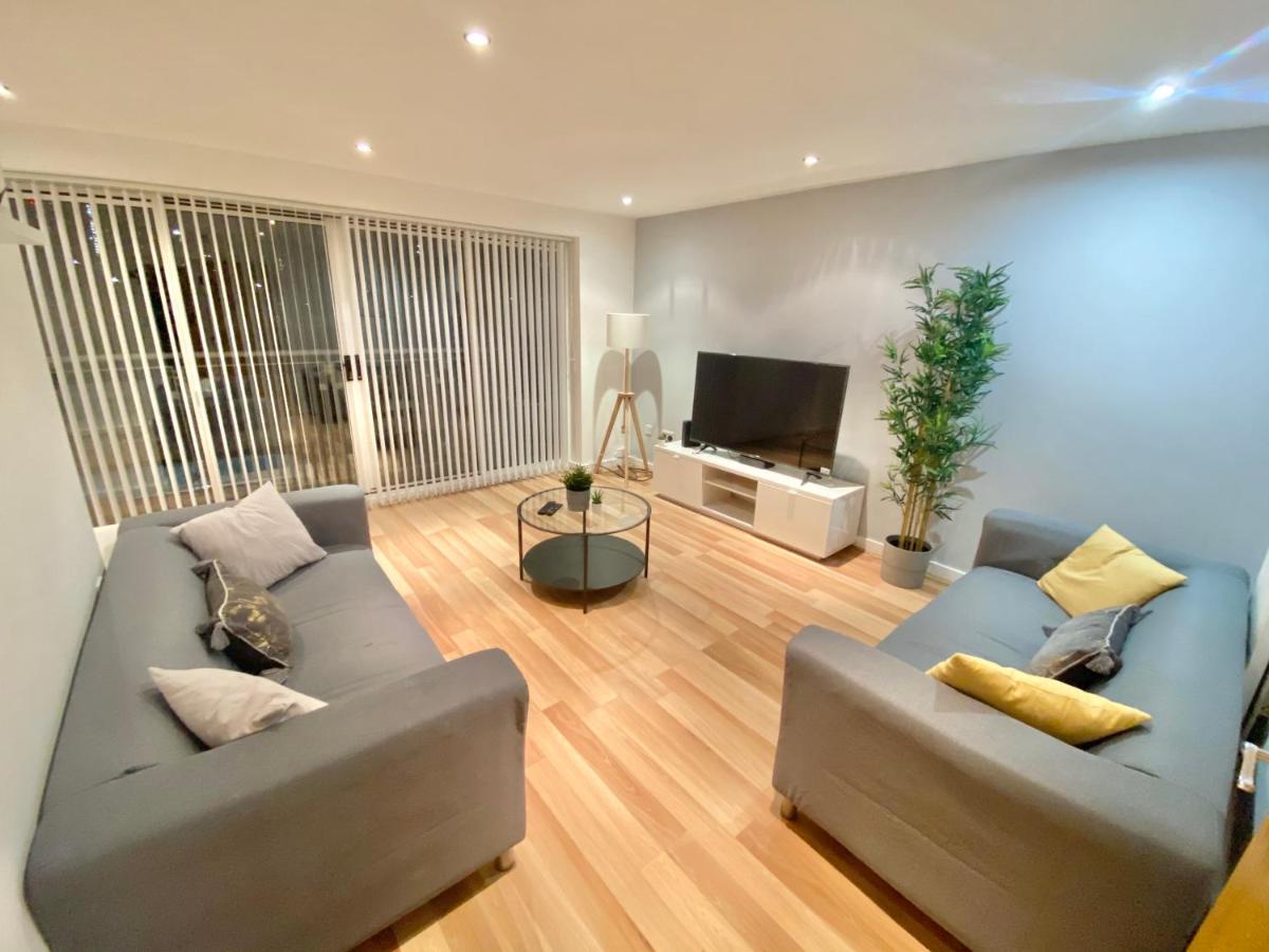 Large 5-Bed City Centre Townhouse With Secure Parking Manchester Exteriér fotografie