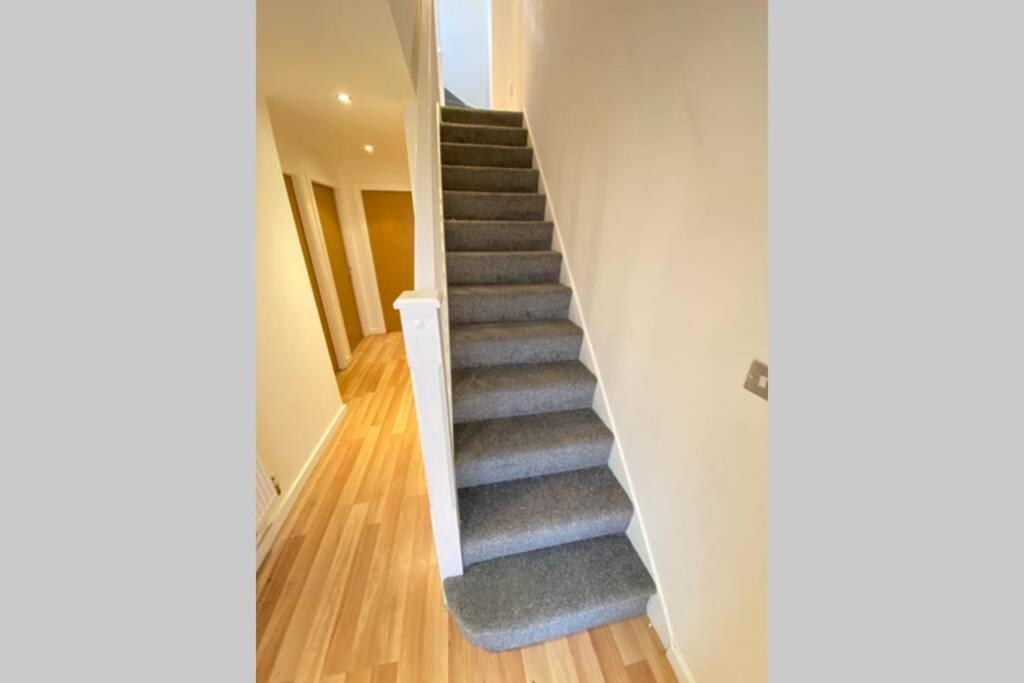 Large 5-Bed City Centre Townhouse With Secure Parking Manchester Exteriér fotografie